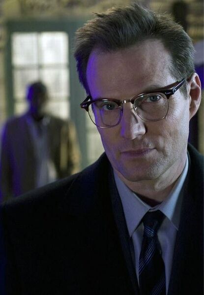 Fichier:1x16 Noah.jpg