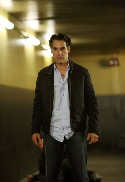 Fichier:2x11 Nathan.jpg