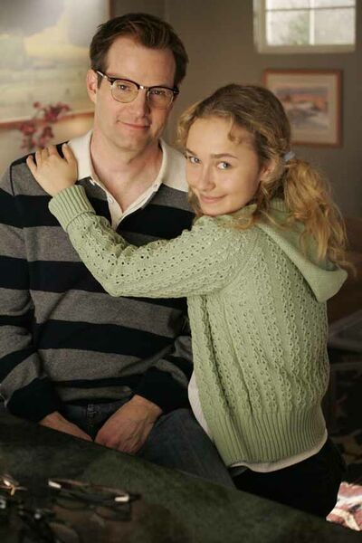 Fichier:1x17 ClaireNoah.jpg