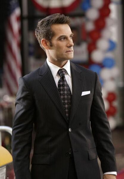 Fichier:1x12 Nathan2.jpg