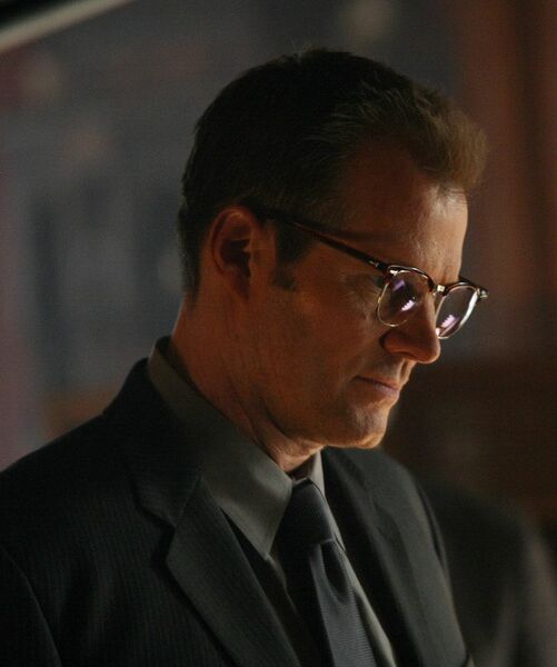 Fichier:2x06 Bennet.jpg