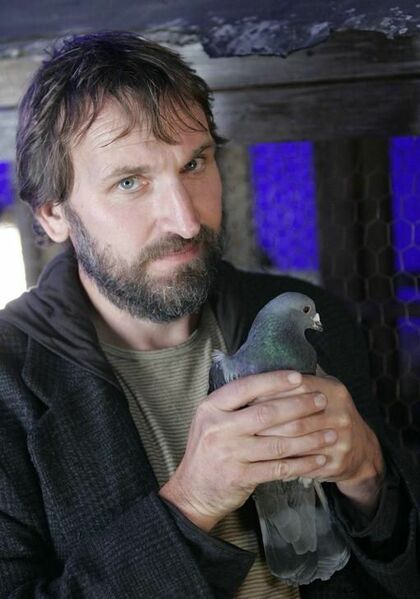 Fichier:1x16 ClaudePigeon.jpg