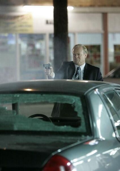 Fichier:1x16 Fusillade.jpg