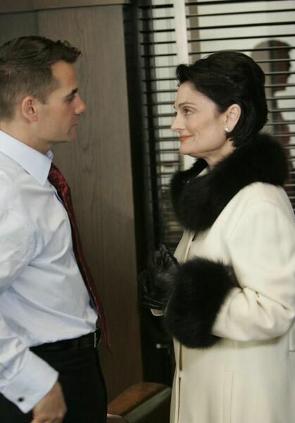 Fichier:1x21 NathanAngela.jpg