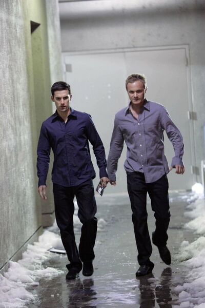 Fichier:2x08 PeterAdam.jpg