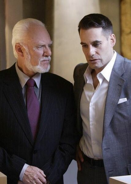 Fichier:1x19 NathanLinderman.jpg